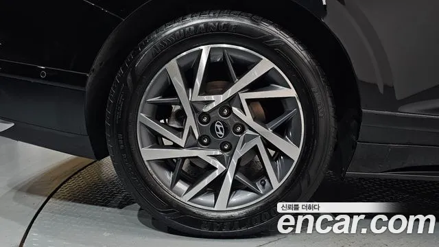 Hyundai Grandeur GN7 — Фото автомобиля 6