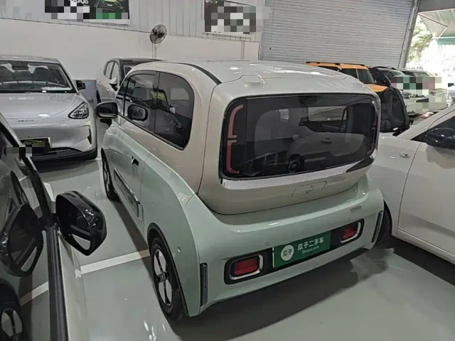 Baojun KiWi EV — Фото автомобиля 4