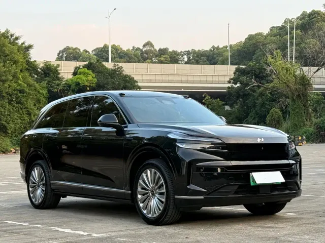 Onvo L90 — Фото автомобиля 5
