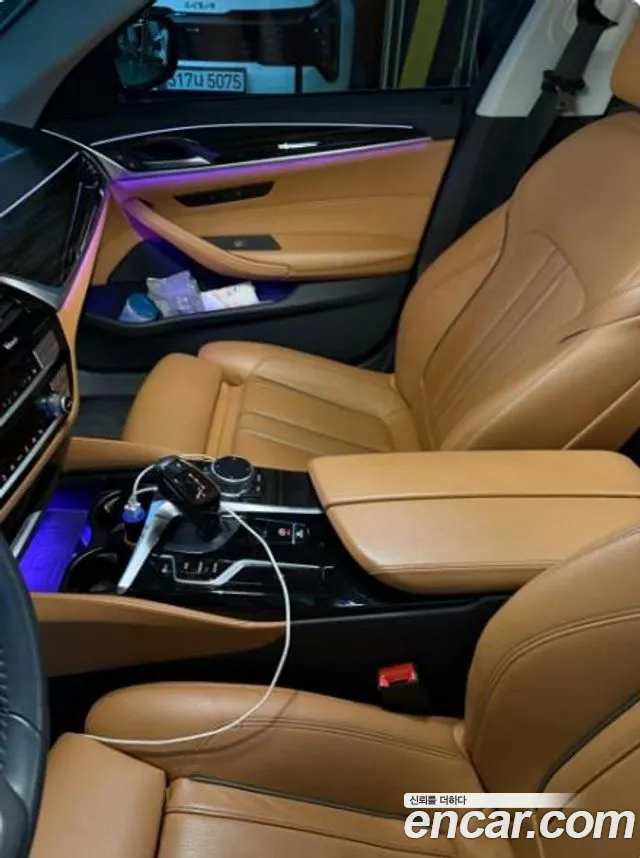 BMW 5 Series G30 — Фото автомобиля 5