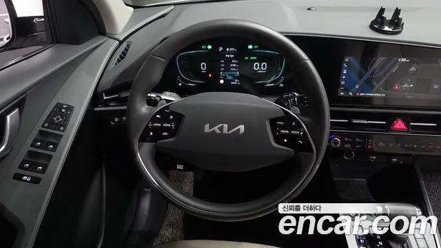 Kia Niro The All New — Фото автомобиля 19