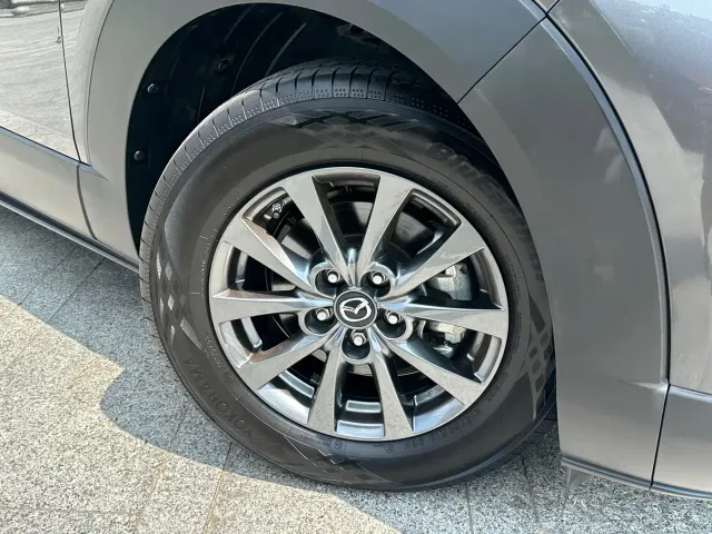 Mazda CX-30 — Фото автомобиля 4