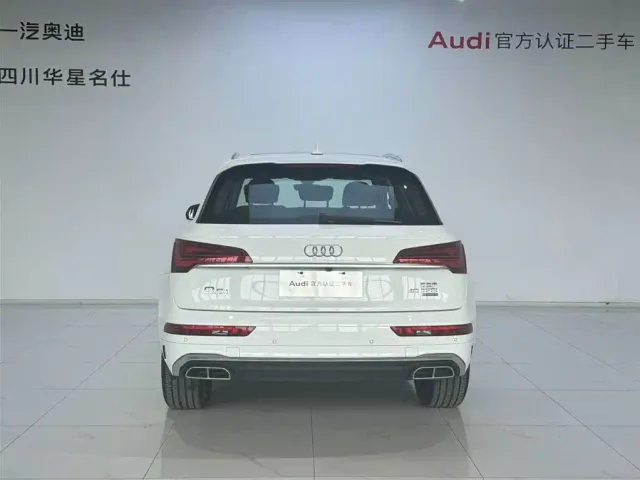 Audi Q5L — Фото автомобиля 4