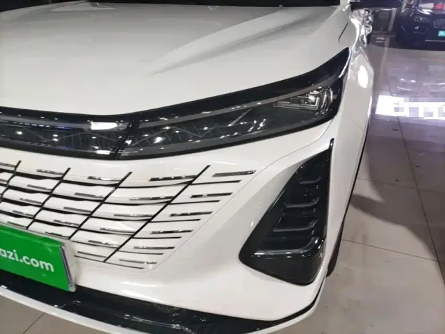 Changan CS75 Plus — Фото автомобиля 23