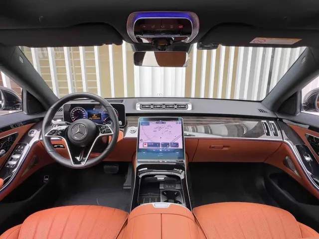 Mercedes-Benz S-Class — Фото автомобиля 18