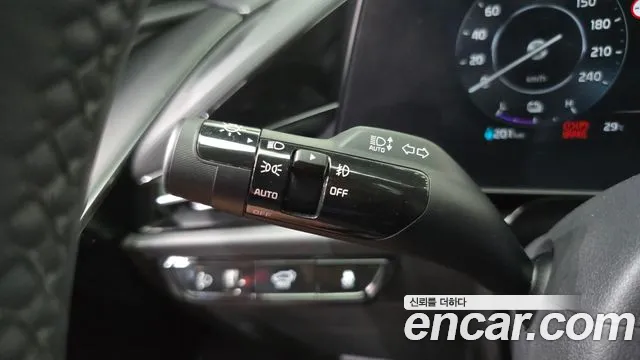 Kia Niro Niro (New) — Фото автомобиля 24