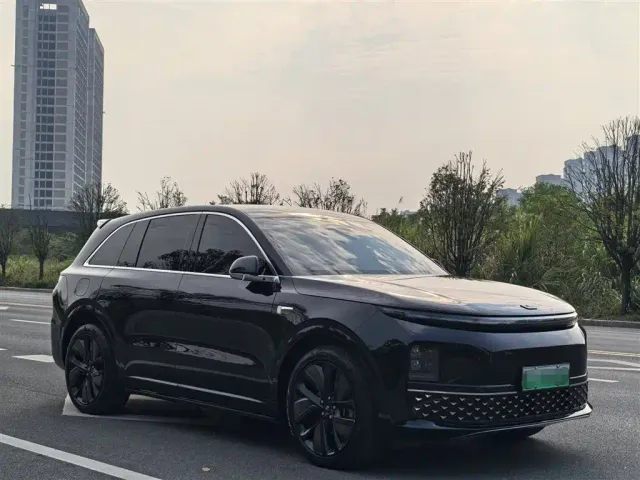 Li Auto L6 — Фото автомобиля 3
