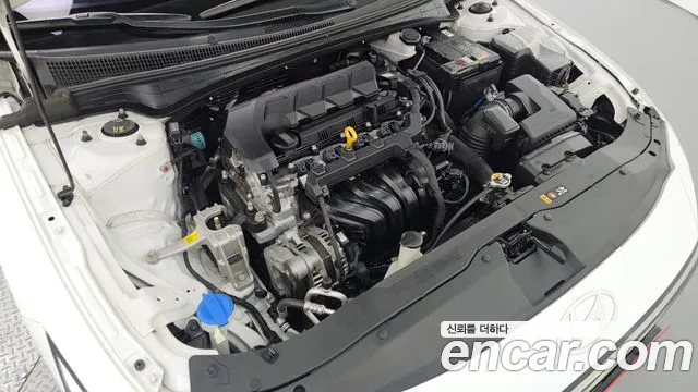 Hyundai Avante CN7 — Фото автомобиля 9