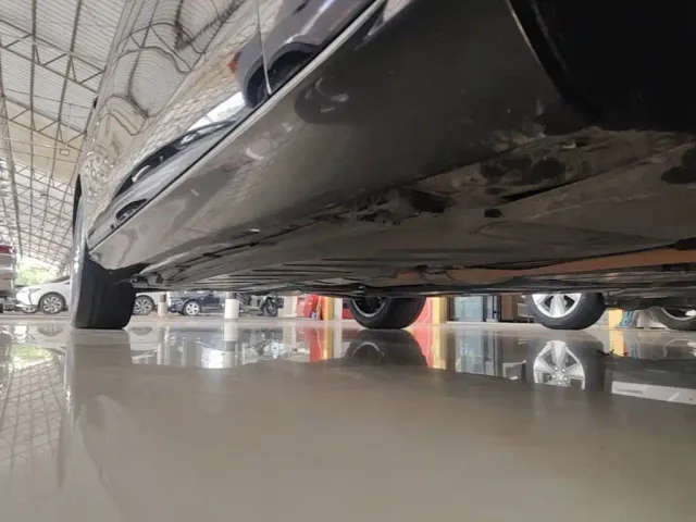 Mercedes-Benz E-Class — Фото автомобиля 20