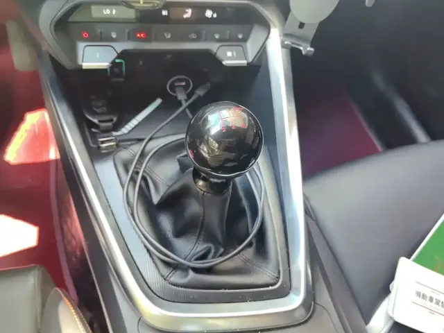 Cowin Xuandu 2021 1.5T Manual Yaode Edition — Фото автомобиля 15