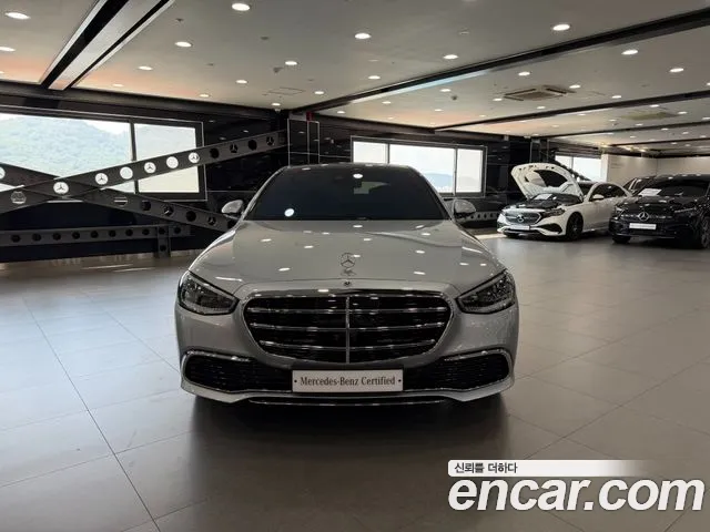 Mercedes-Benz S-Class — Фото автомобиля 6