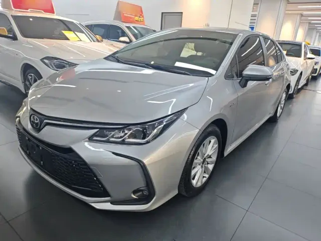 Фотография автомобиля — Toyota Corolla