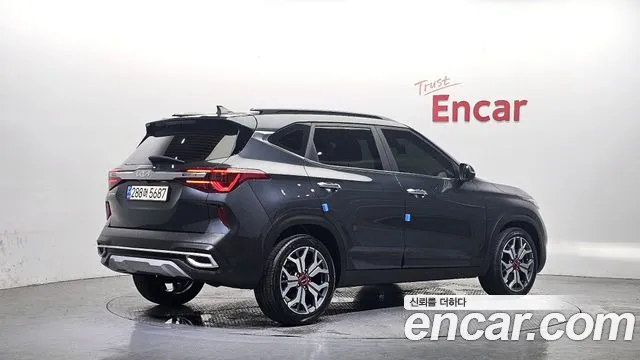 Kia Seltos Seltos Бензин 1.6 турбо 2WD — Фото автомобиля 2