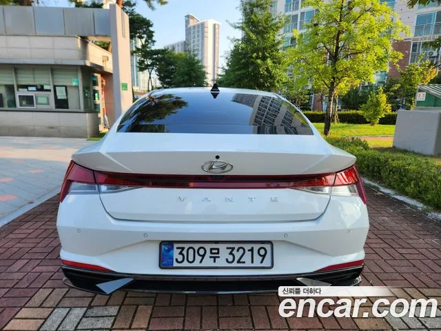 Hyundai AVANTE Avante (CN7) — Фото автомобиля 3