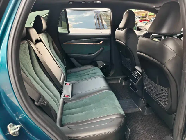 Geely Xingyue L 2023 2.0TD High-power Automatic 2WD Flagship — Фото автомобиля 10