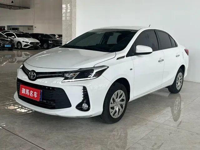 Фотография автомобиля — Toyota Vios