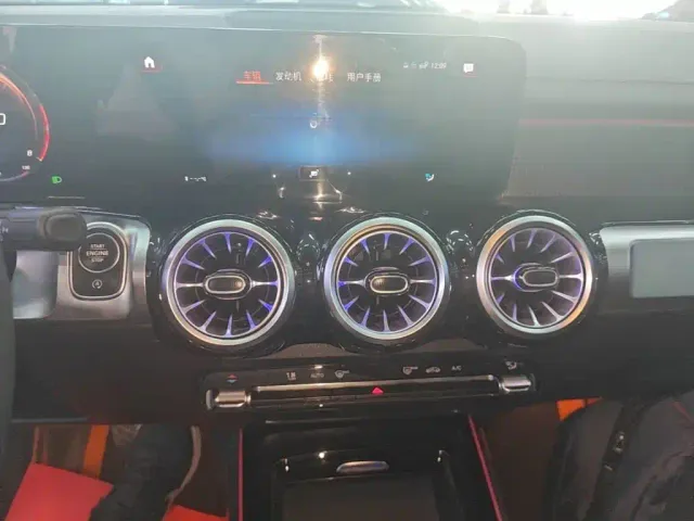Mercedes-Benz GLB-Class — Фото автомобиля 12