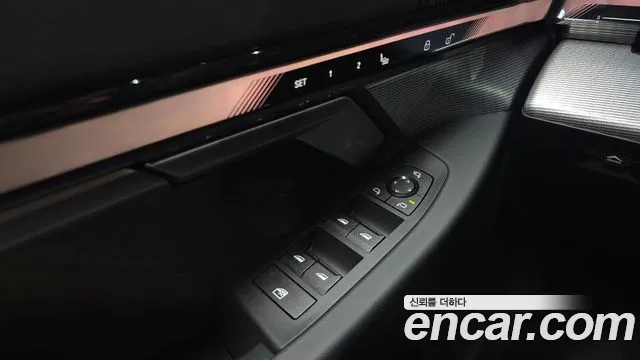 BMW 5 Series G60 — Фото автомобиля 29