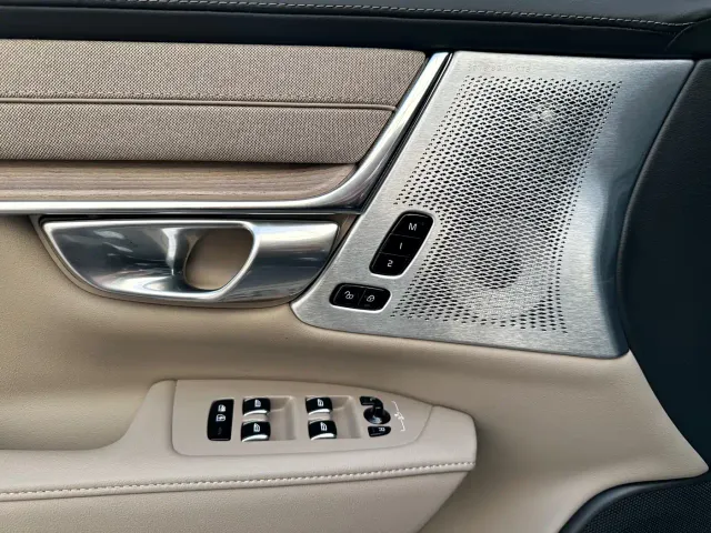 Volvo S90 — Фото автомобиля 18