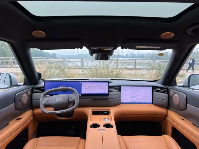 IM Motors LS8 — Фото автомобиля 6