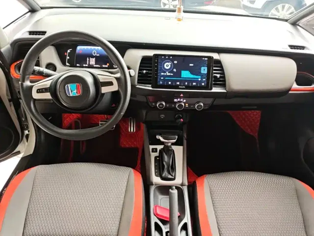 Honda LIFE 2021 1.5L CVT SPORT Heartbeat Edition — Фото автомобиля 9