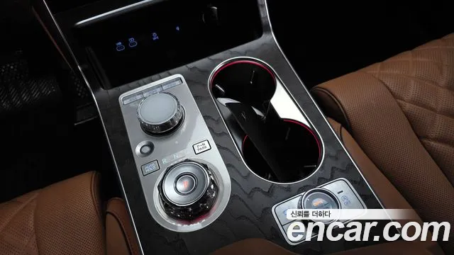 Genesis GV80 — Фото автомобиля 12