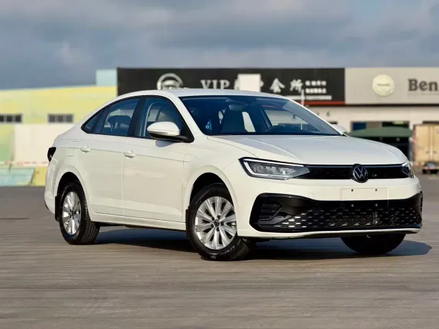 Volkswagen Lavida — Фото автомобиля 3