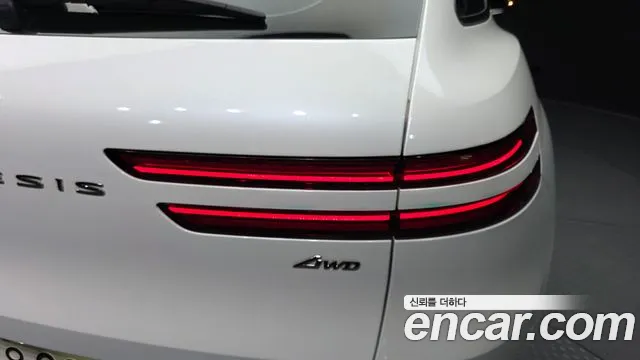 Genesis GV70 2.5T Бензин AWD — Фото автомобиля 23