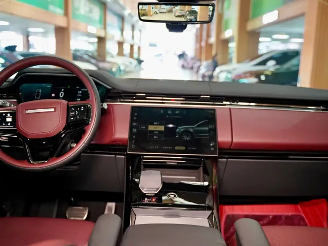 Land Rover Range Rover Sport — Фото автомобиля 16