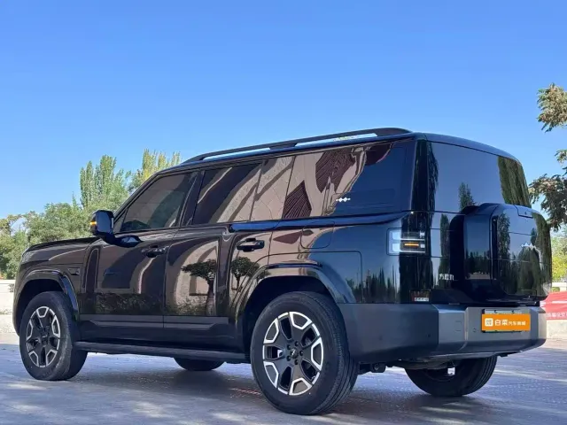 BYD FangChengBao Titanium 7 — Фото автомобиля 7