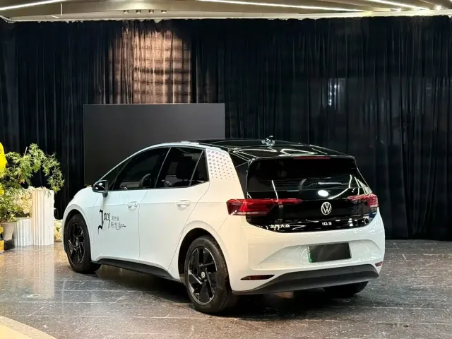Volkswagen Volkswagen ID.3 2025 Smart Ultimate Intelligent Edition — Фото автомобиля 12