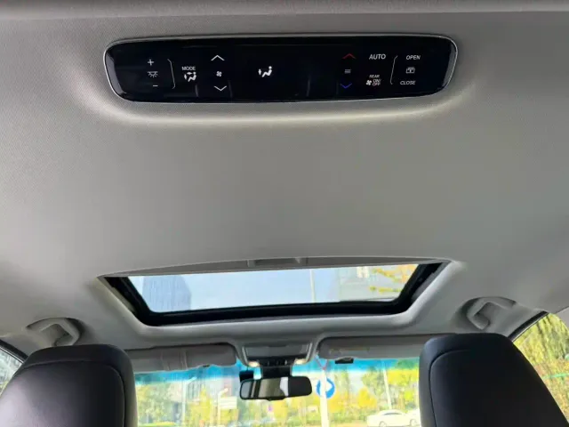 Honda Odyssey — Фото автомобиля 9