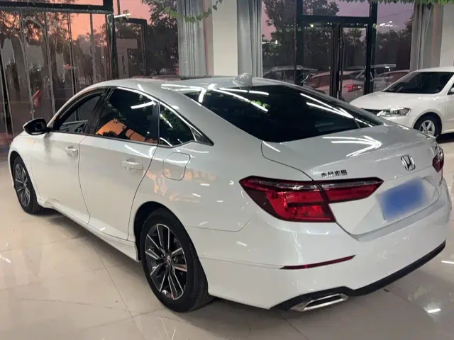 Honda Inspire — Фото автомобиля 8