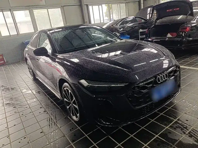 Audi A5L — Фото автомобиля 3