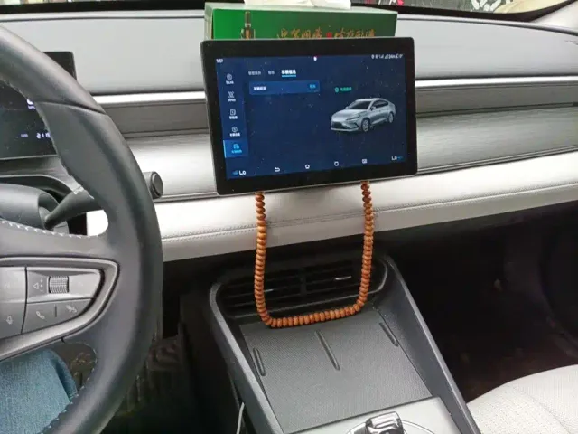 BYD Seal 05 DM-i — Фото автомобиля 14