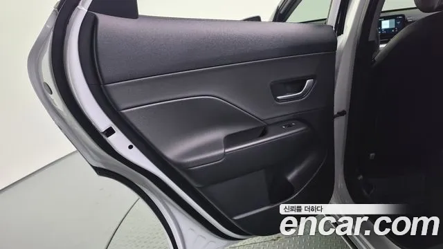 Hyundai Kona SX2 — Фото автомобиля 14