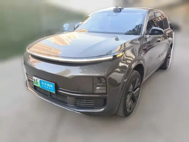 Фотография автомобиля — Li Auto L9