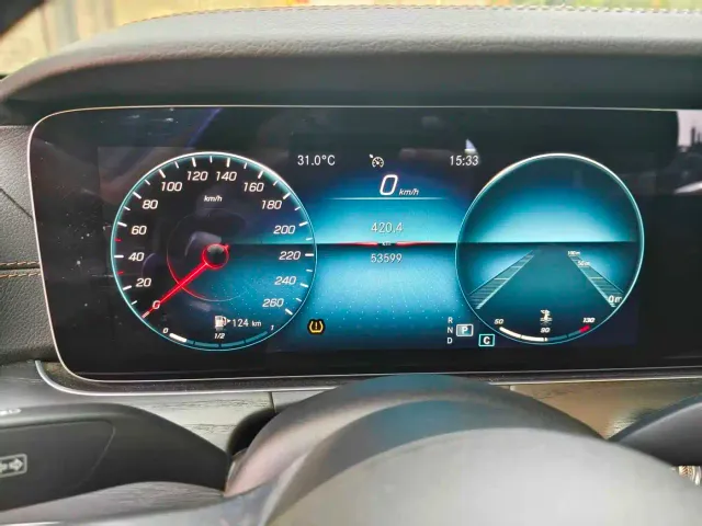 Mercedes-Benz E-Class — Фото автомобиля 9