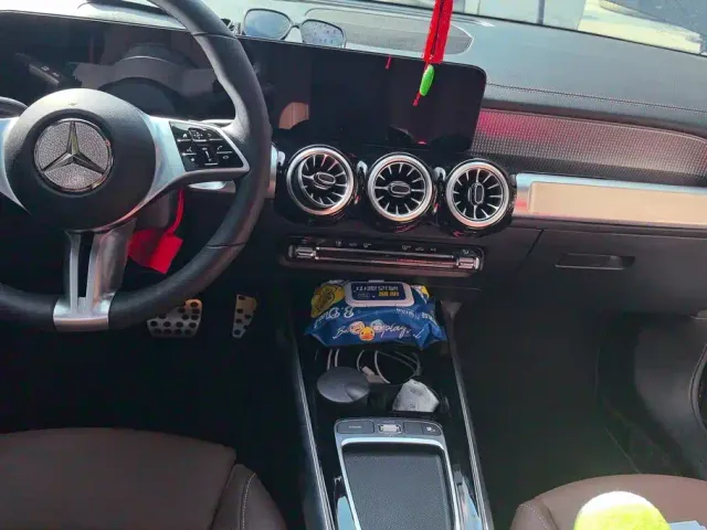 Mercedes-Benz GLB-Class — Фото автомобиля 16