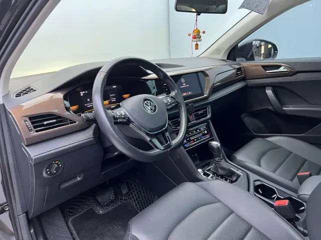 Volkswagen Tharu — Фото автомобиля 3