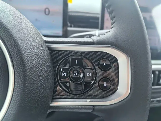 Baojun Yep Plus — Фото автомобиля 28