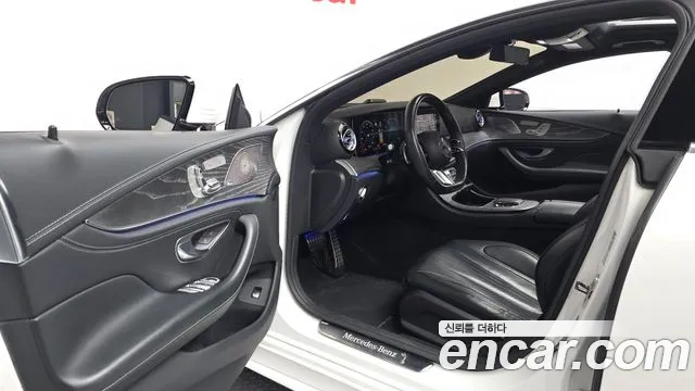 Mercedes-Benz CLS-Class — Фото автомобиля 10
