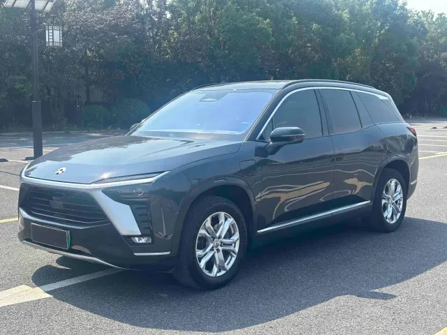 Фотография автомобиля — Nio ES8