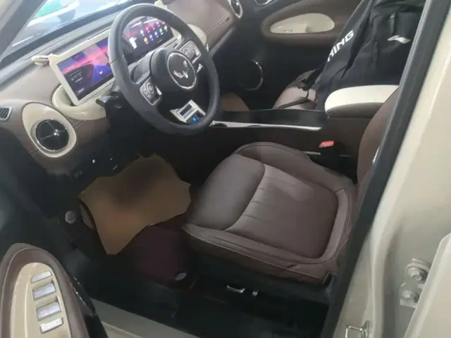 Wuling Bingo — Фото автомобиля 14