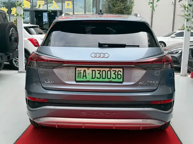 Audi Audi Q4 e-tron 2023 40 e-tron Creation Night Edition — Фото автомобиля 9
