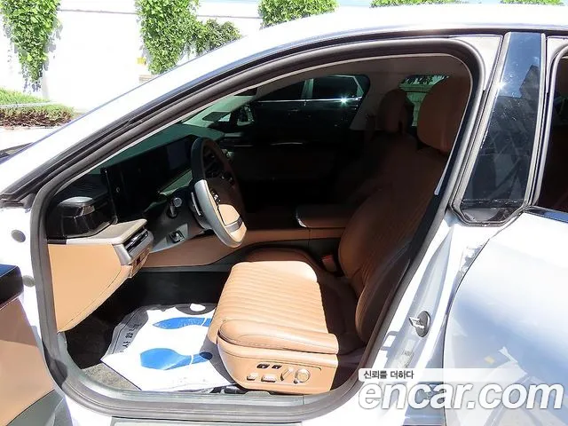 Hyundai Grandeur GN7 — Фото автомобиля 10