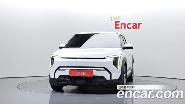 Kia EV3 — Фото автомобиля 3