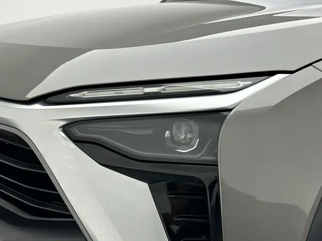 NIO NIO ES8 2020 580KM 7-Seater — Фото автомобиля 27