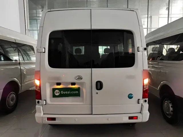 Maxus Xintu V80 — Фото автомобиля 5
