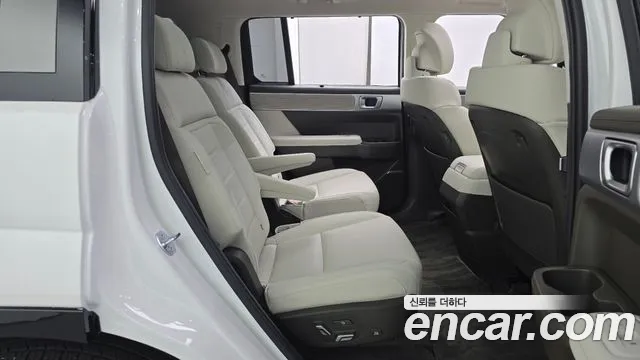 Hyundai Santa Fe — Фото автомобиля 17